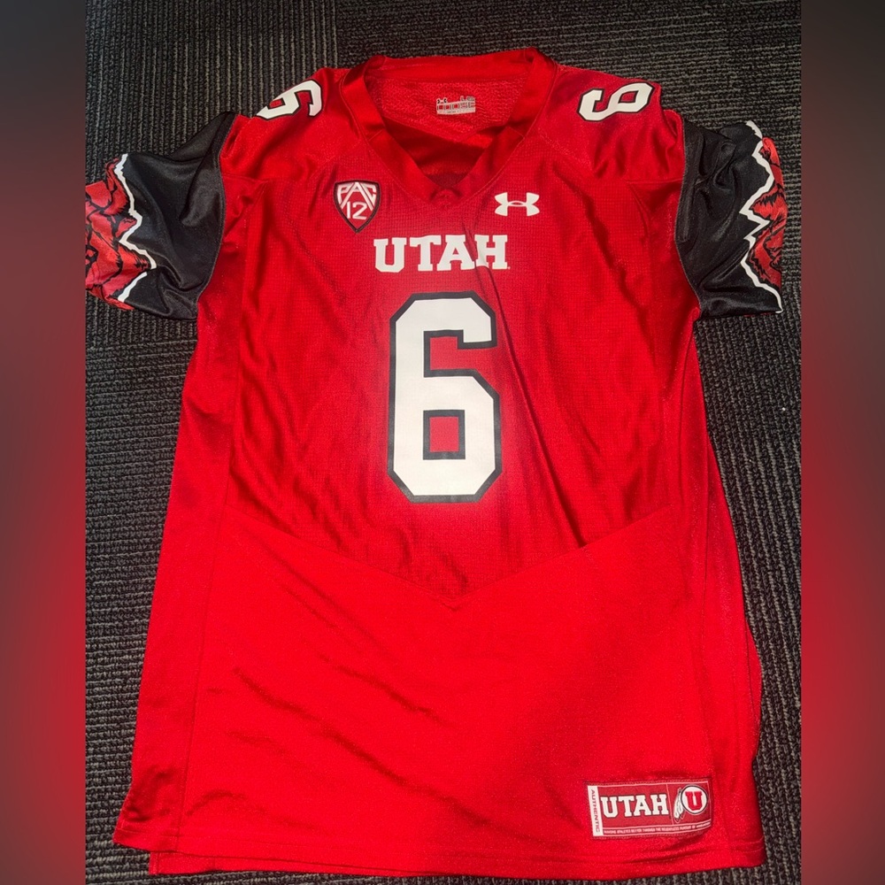 University of Utah Large Football Jersey